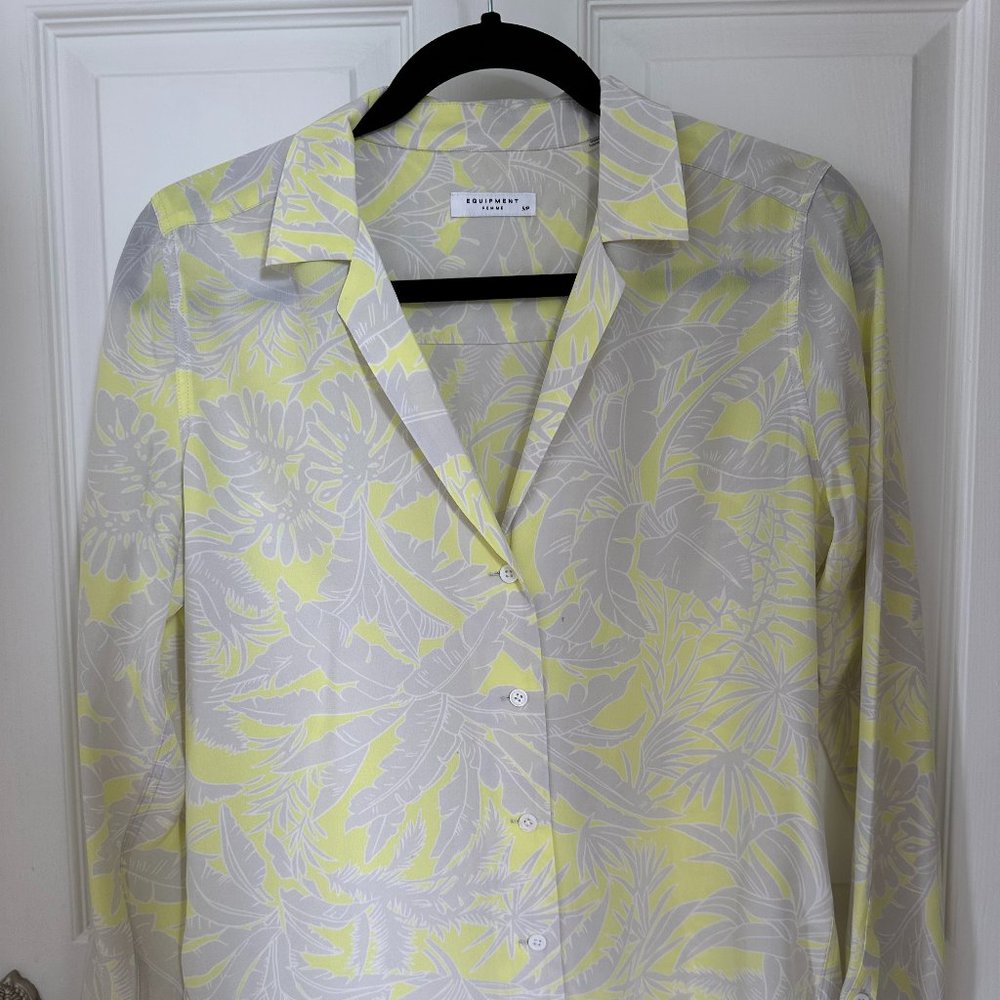 Equipment Silk Blouse Size Small, Grey and neon yellow